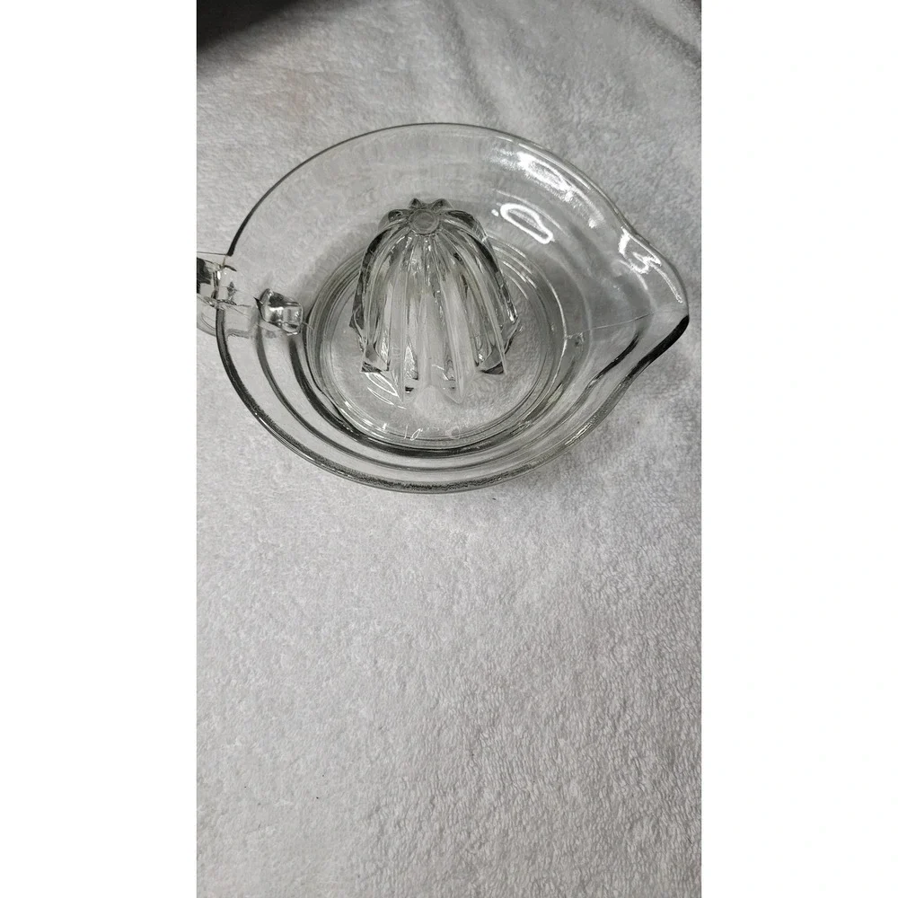 Vintage Clear Glass Citrus Juicer Reamer with Handle and Pour Spout Mid Century
